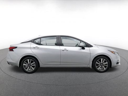 Used 2025 Nissan Versa SV FWD image 10