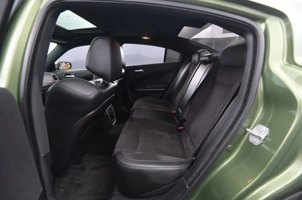 Used 2018 Dodge Charger R/T Scat Pack w/ Dynamics Package RWD image 45