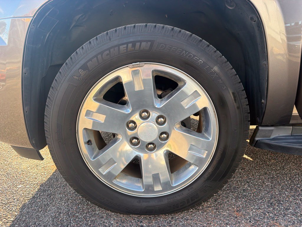 Used 2014 GMC Yukon SLT w/ Regional Value Package RWD image 13