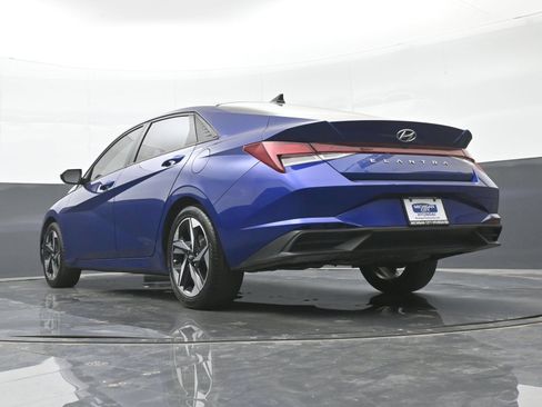 Used 2023 Hyundai Elantra SEL w/ Convenience Package FWD image 37