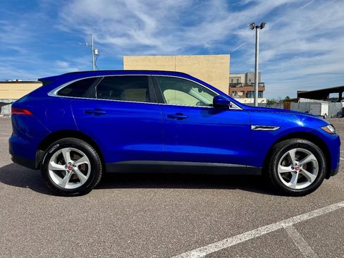 Used 2020 Jaguar F-PACE Premium image 5