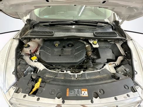 Used 2019 Ford Escape Titanium w/ U9j03 - Titanium Tow Package AWD/4WD image 35