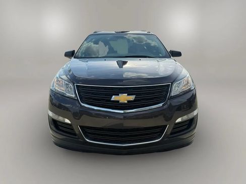 Used 2014 Chevrolet Traverse LS FWD image 2