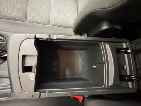 Used 2025 Dodge Durango GT AWD/4WD image 21