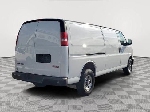 Used 2023 GMC Savana 2500 Extended w/ Driver Convenience Package image 4