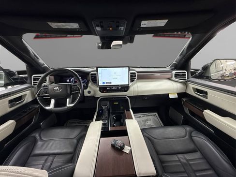 Used 2023 Toyota Sequoia Capstone image 29