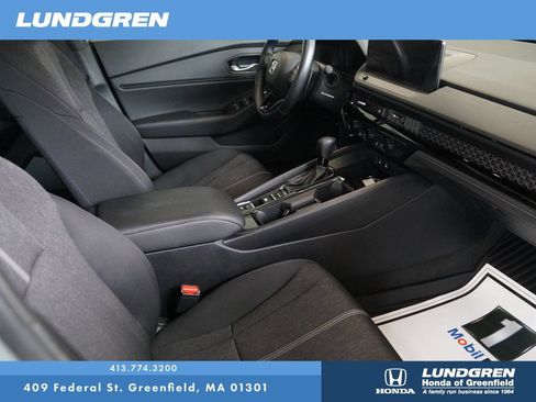 Used 2023 Honda Accord Sport image 31