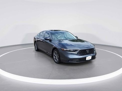 Used 2024 Honda Accord EX image 2