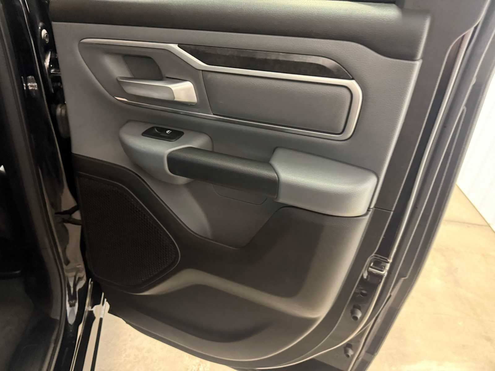 Used 2023 RAM 1500 Big Horn AWD/4WD image 26