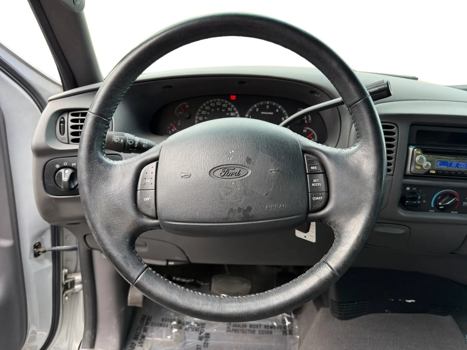 Used 2000 Ford F150 2WD Regular Cab image 11