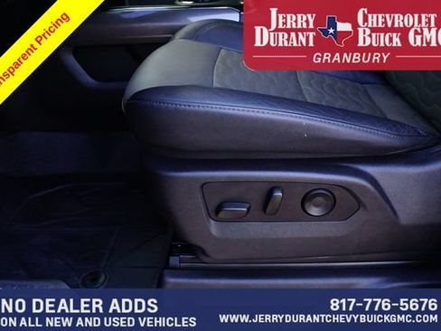 Used 2024 Chevrolet Silverado 2500 ZR2 w/ Technology Package AWD/4WD image 17