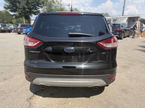 Used 2015 Ford Escape SE FWD image 6