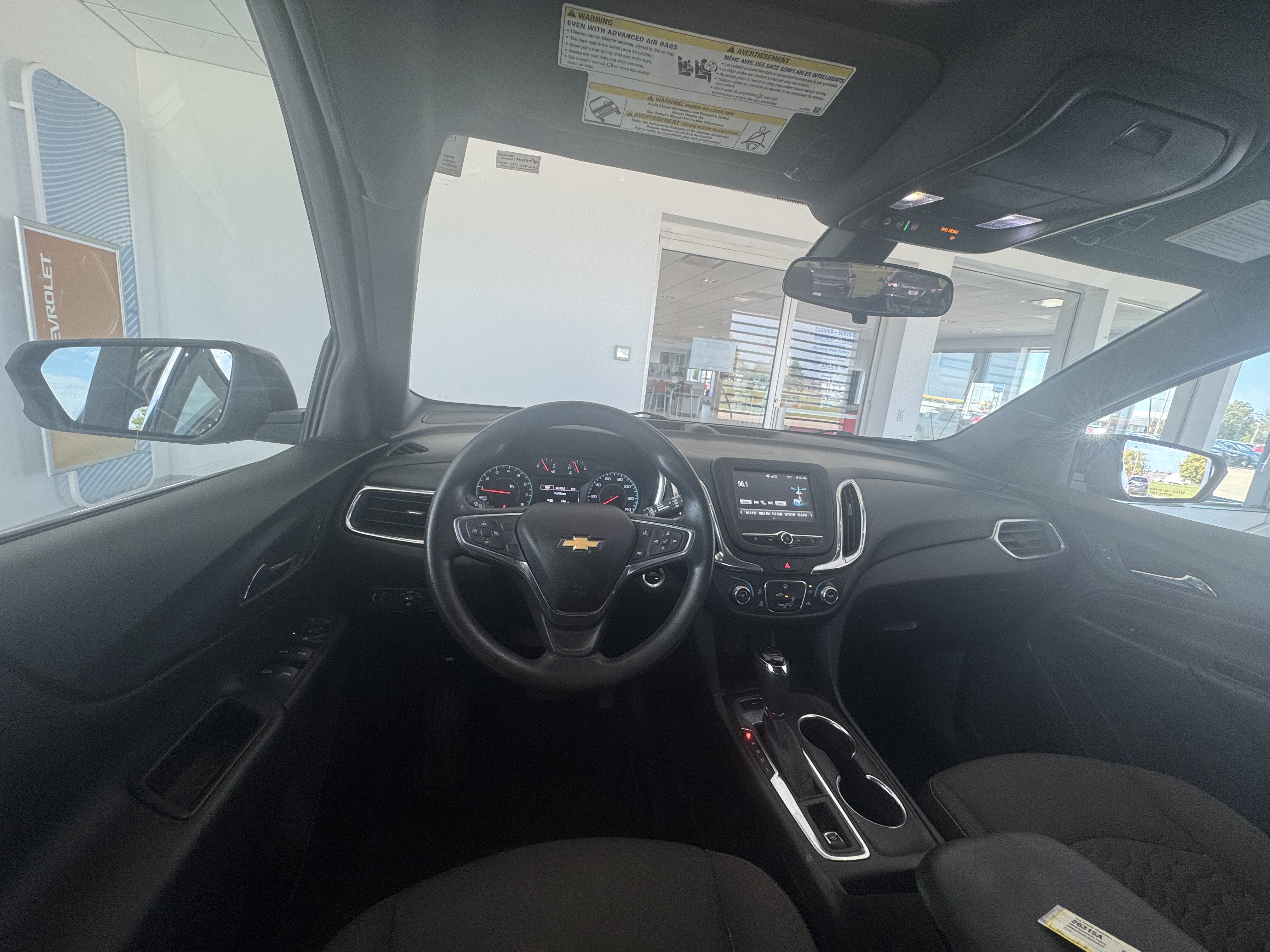 Used 2018 Chevrolet Equinox LT AWD/4WD image 3