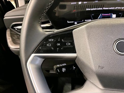 Used 2025 Audi Q5 Premium w/ Convenience Package image 22