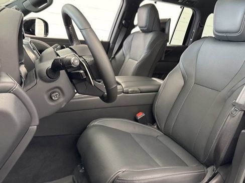 New 2026 Lexus LX 600 4WD w/ Luxury Package image 13