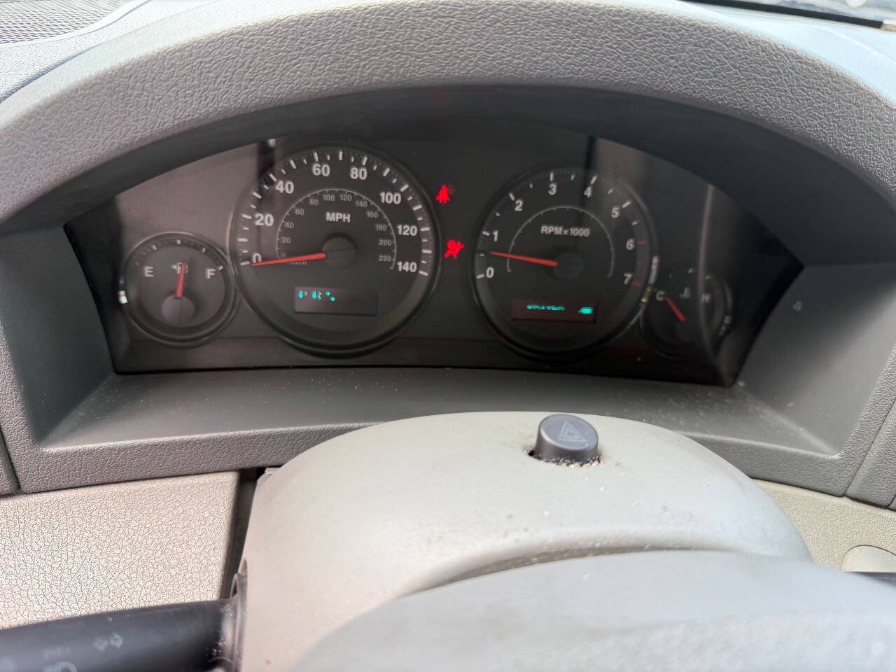 Used 2006 Jeep Grand Cherokee Laredo RWD image 7
