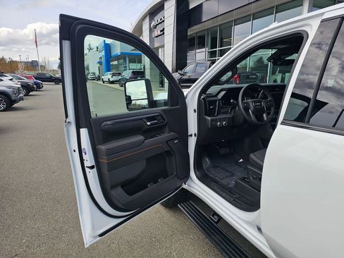 New 2026 GMC Sierra 2500 AT4 w/ AT4 Premium Plus Package AWD/4WD image 20