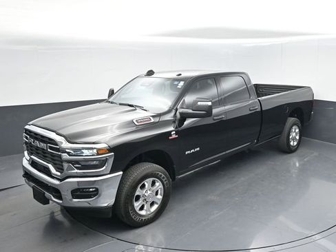 Used 2025 RAM 3500 Big Horn AWD/4WD image 38