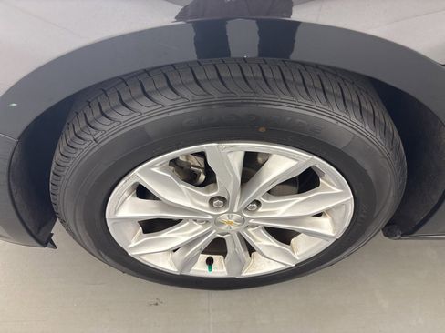 Used 2023 Chevrolet Malibu LT image 11