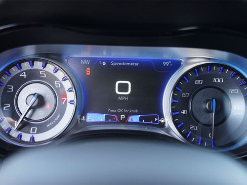 Used 2023 Chrysler 300 S RWD image 25