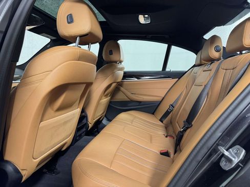 Used 2023 BMW 530i xDrive w/ Convenience Package image 33