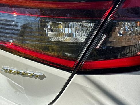 Used 2025 Honda Civic Sport image 7