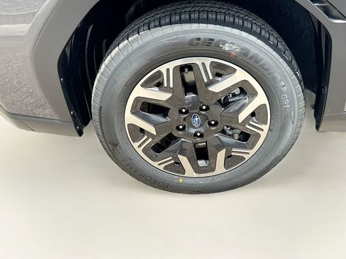 New 2026 Subaru Forester Premium AWD/4WD image 40