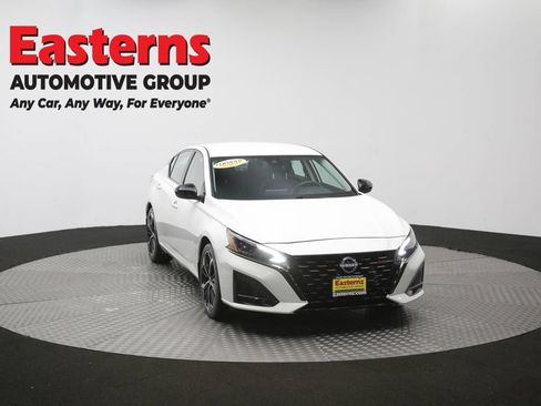 Used 2023 Nissan Altima 2.5 SR FWD image 51