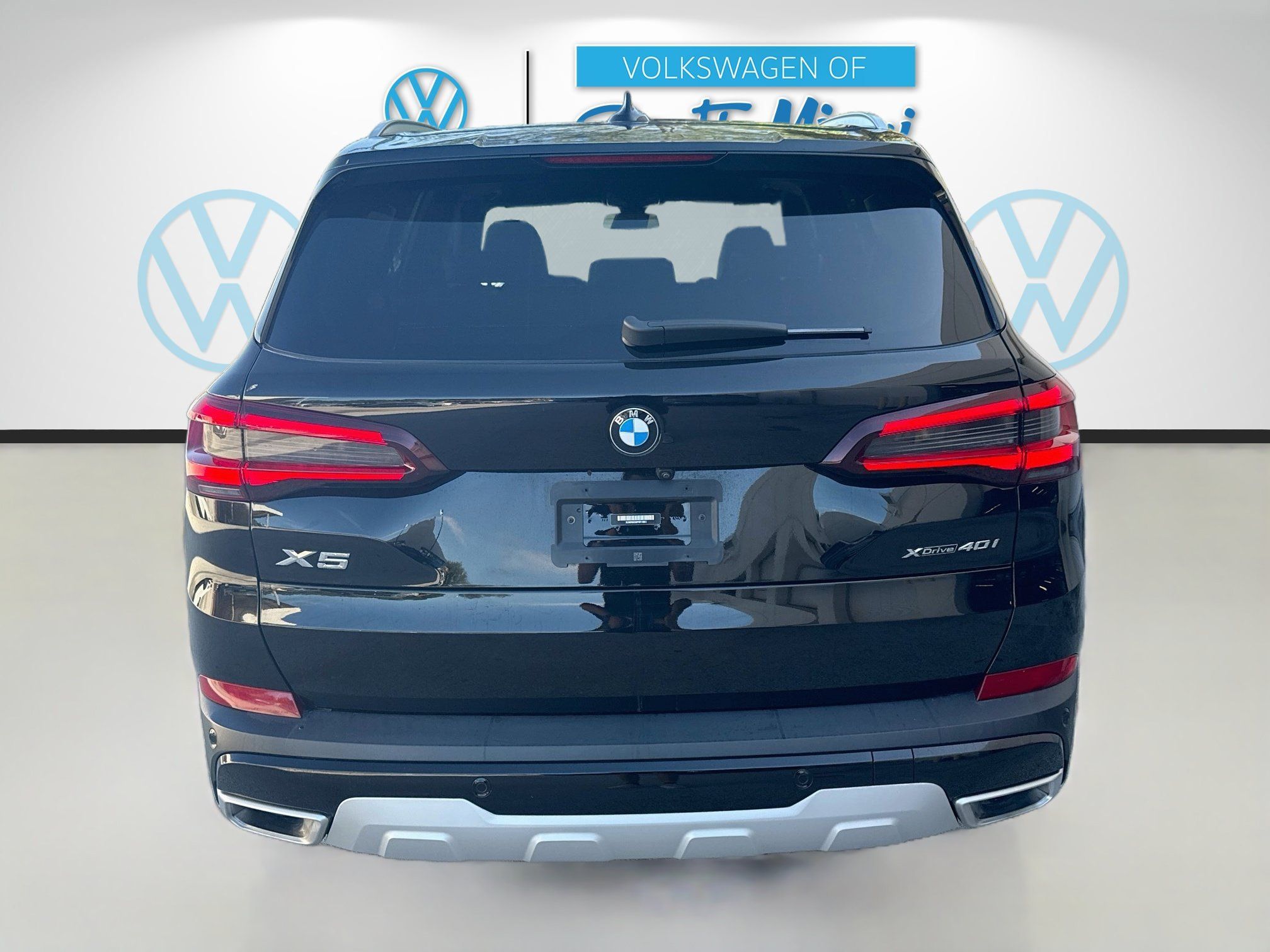 Used 2023 BMW X5 xDrive40i w/ Parking Assistance Package AWD/4WD image 6