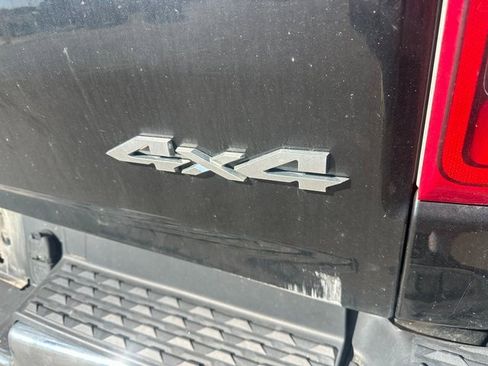 Used 2019 RAM 1500 Laramie image 18