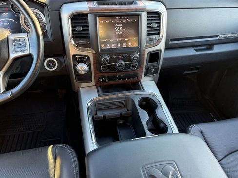 Used 2016 RAM 1500 Laramie w/ Convenience Group image 25