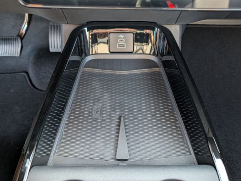 New 2025 Ford Mustang Mach-E Premium image 23