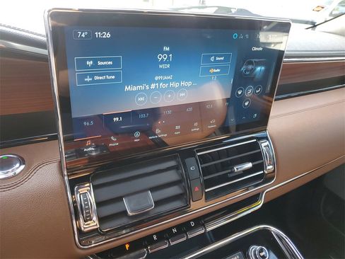 Certified 2023 Lincoln Navigator L Reserve image 27