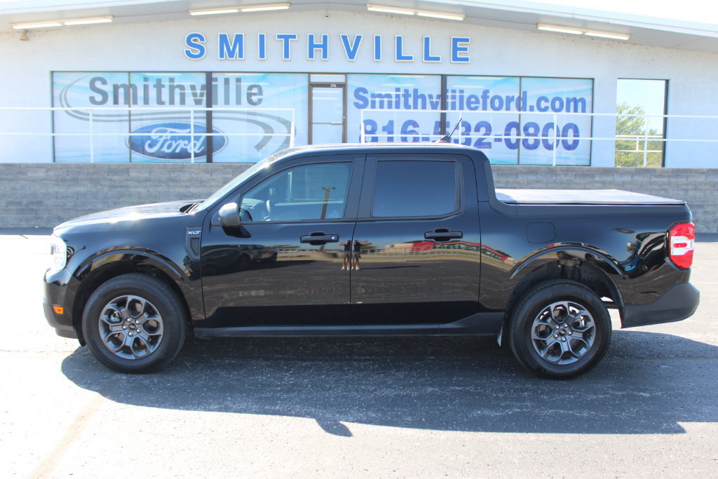 Used 2024 Ford Maverick XLT FWD image 2