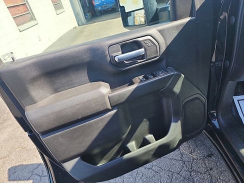 Used 2021 Chevrolet Silverado 2500 W/T w/ WT Convenience Package AWD/4WD image 17
