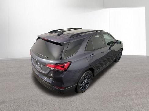 Used 2023 Chevrolet Equinox RS w/ RS Leather Package FWD image 39