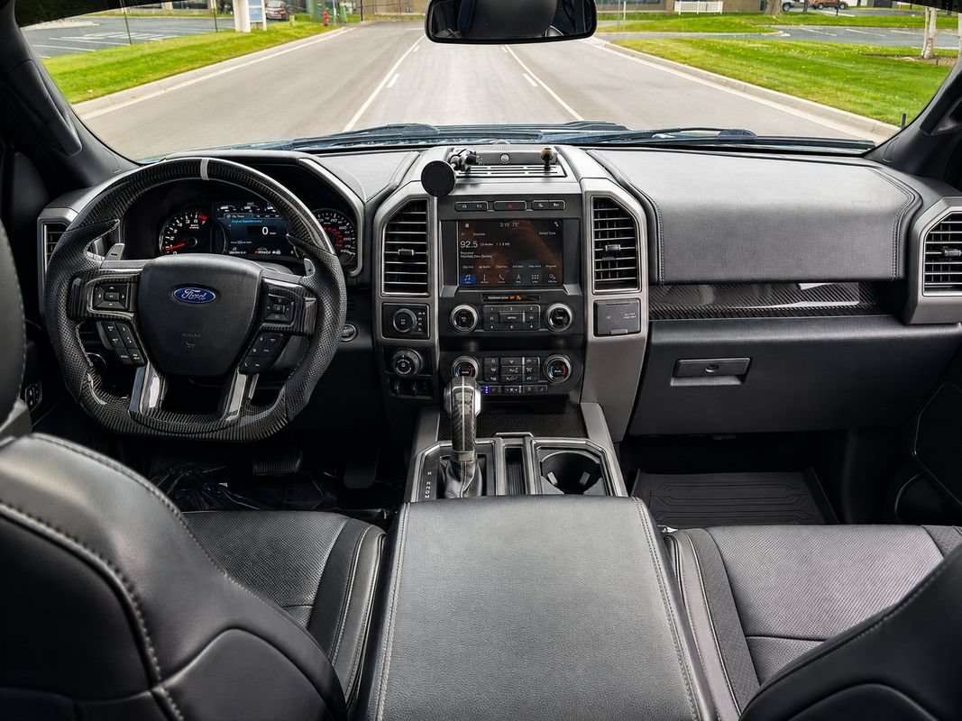 Used 2019 Ford F150 Raptor w/ Equipment Group 802A Luxury AWD/4WD image 18