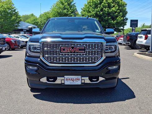 Used 2017 GMC Sierra 1500 Denali w/ Denali Ultimate Package AWD/4WD image 2