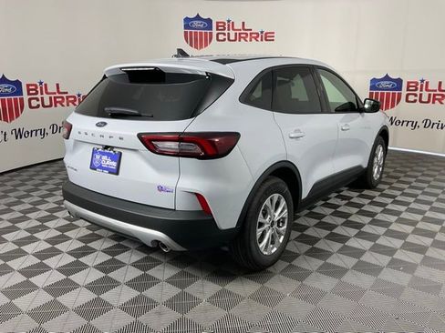 New 2025 Ford Escape Active image 3