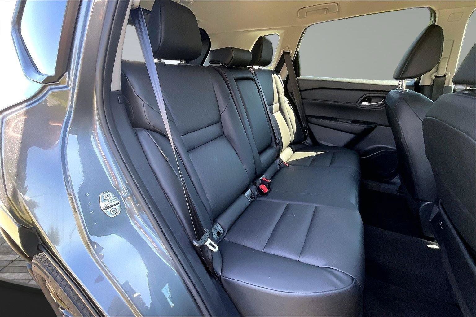 Certified 2026 Nissan Rogue Dark Armor FWD image 27