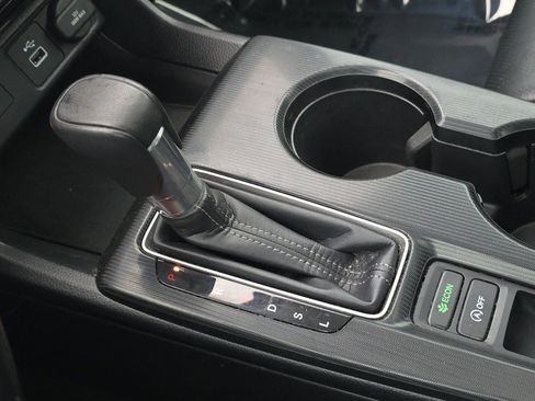 Used 2024 Honda Civic EX-L image 20