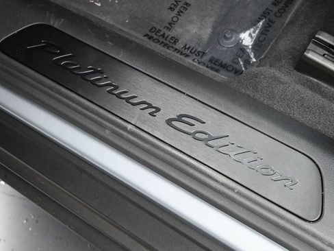 Certified 2023 Porsche Panamera Platinum Edition RWD image 28