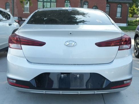 Used 2019 Hyundai Elantra SEL w/ Cargo Package FWD image 6