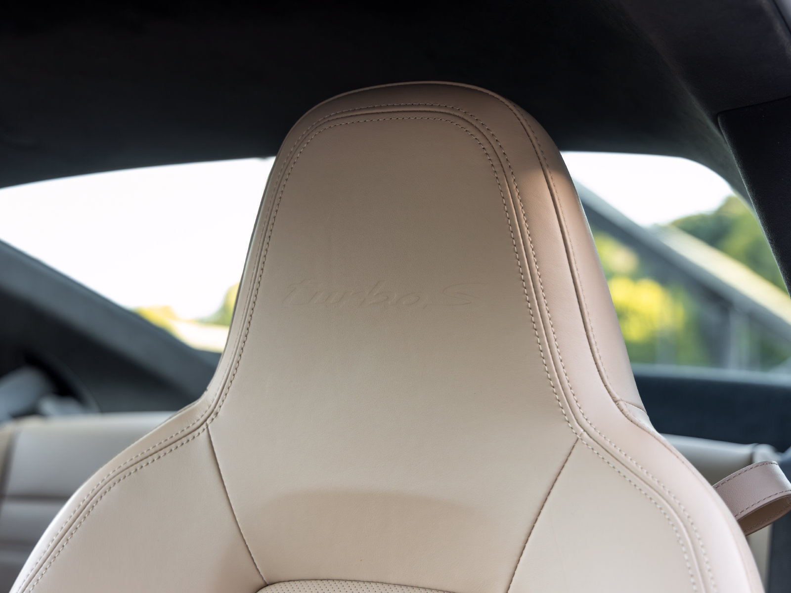 Certified 2023 Porsche 911 Turbo S AWD/4WD image 37