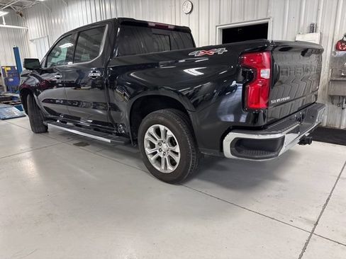 Used 2020 Chevrolet Silverado 1500 LTZ w/ LTZ Plus Package AWD/4WD image 8