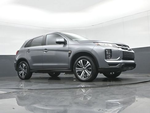 Used 2023 Mitsubishi Outlander Sport ES image 43