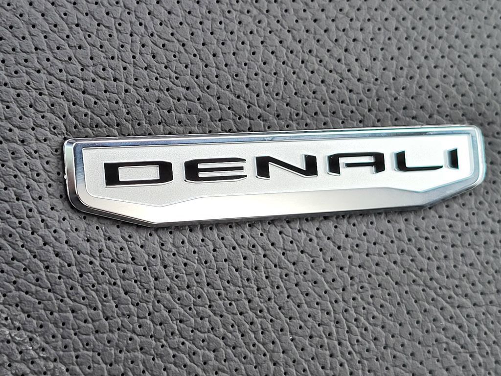 New 2025 GMC Sierra 2500 Denali w/ Denali Reserve Package AWD/4WD image 32