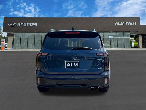 Used 2025 Kia Telluride AWD image 6