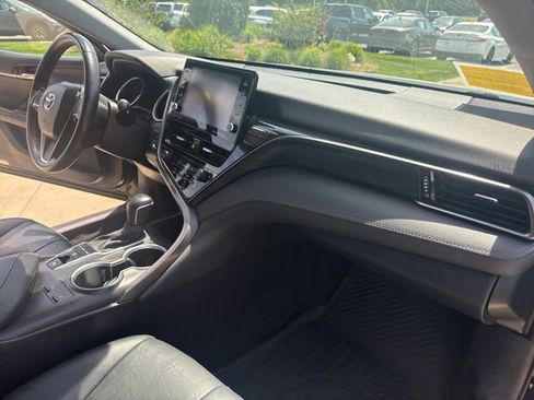 Used 2024 Toyota Camry XLE FWD image 30