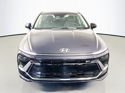 Used 2026 Hyundai Sonata SEL FWD image 2